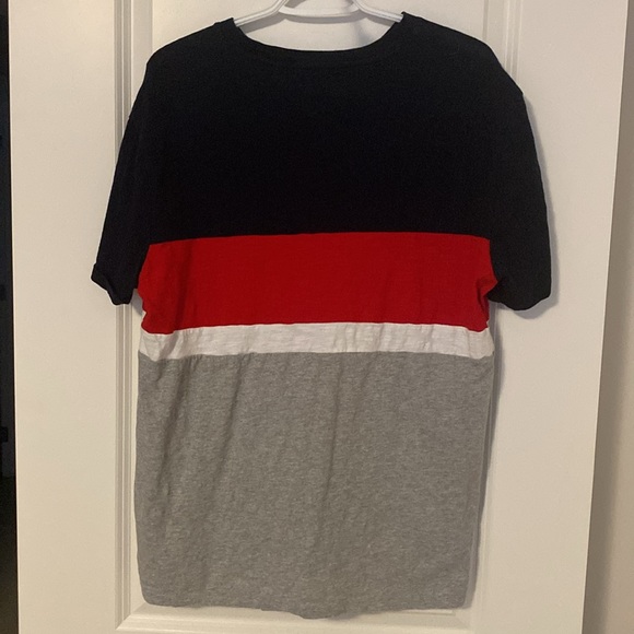 Tommy Hilfiger men’s cotton tshirt. Size Large. EUC - Picture 2 of 3